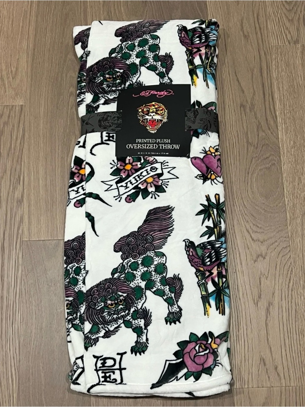 ED HARDY Plush Oversized Throw Blanket 60x70 White Purple Floral Tattoo Y2K NWT
